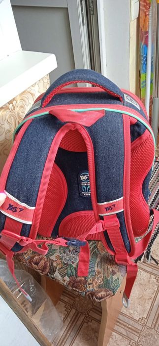 Продам школьный рюкзак