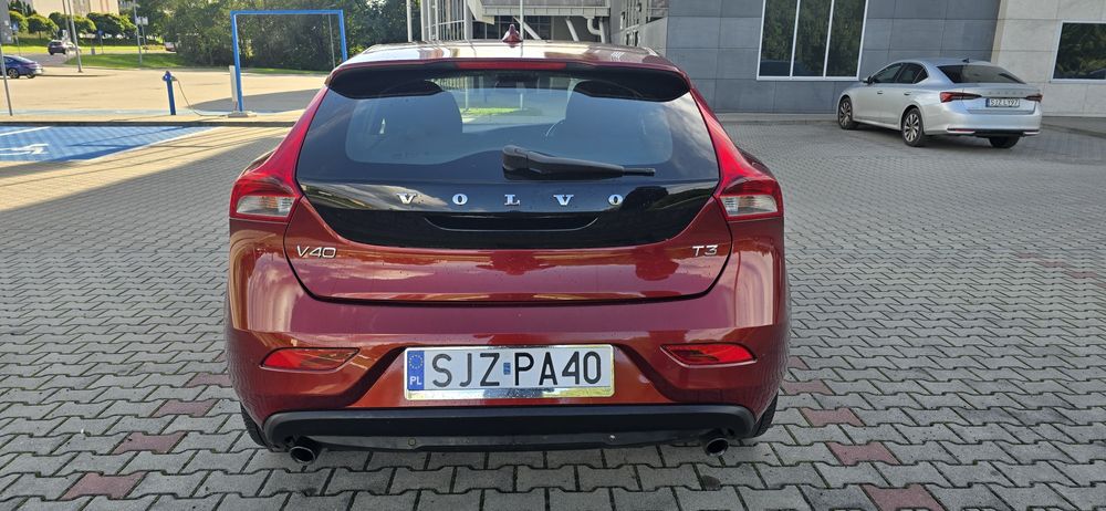 Volvo V40 T3 1.6 Turbo 150ps Anglik Zarejstrowany w Polsce 2012 rok