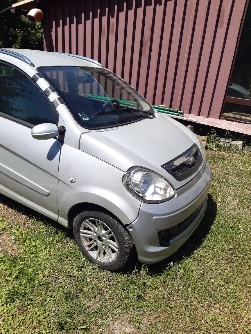 Aixsm 15 r Microcar  mgo  2010 rok