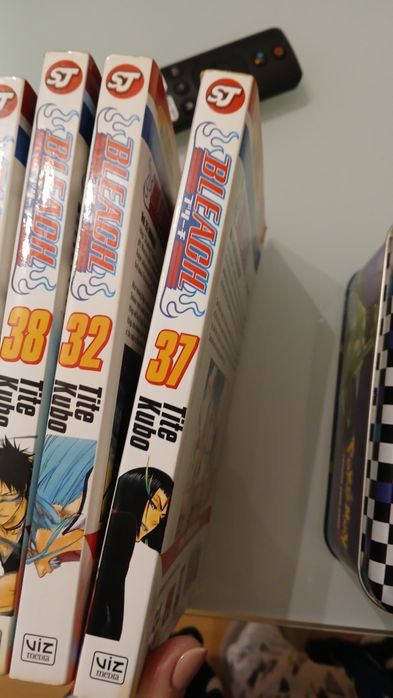 2  livros  Bleach Manga