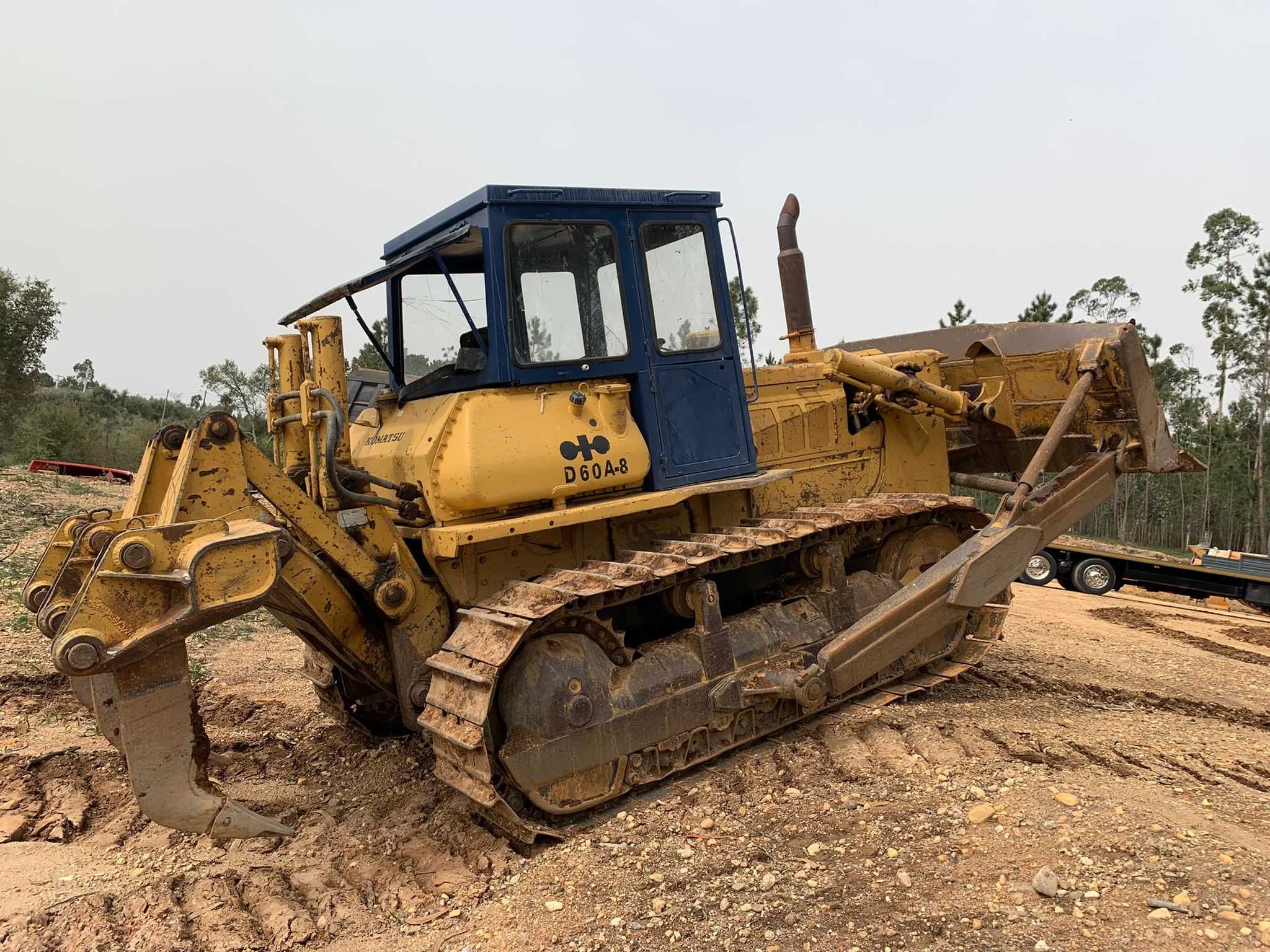 Bulldozer Komatsu D60A-8