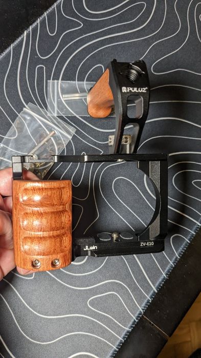 Клітка JLWIN для Sony ZV-E10 , ZV-E10(ІІ) та ручки  бічні або верхні