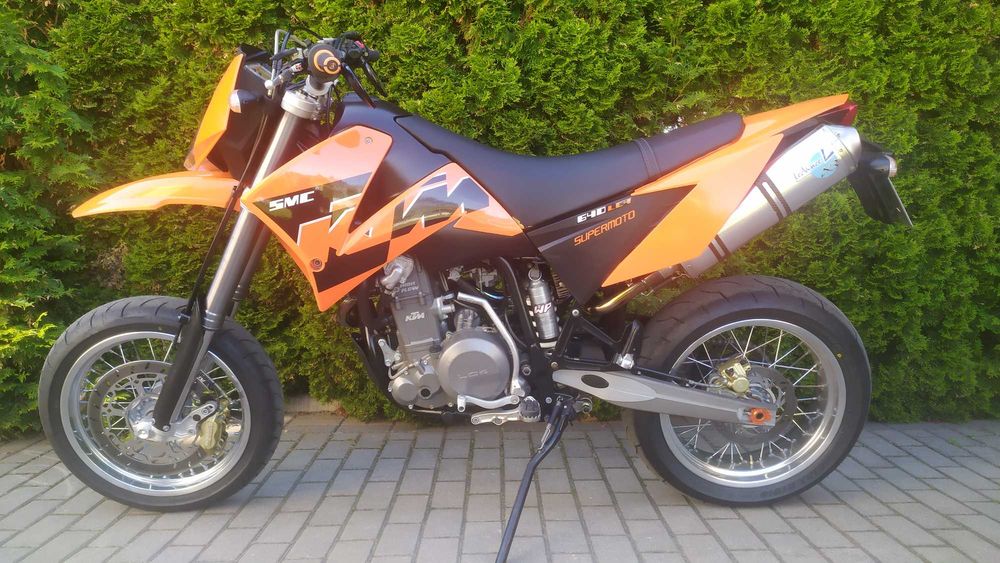 KTM 640 LC4 supermoto