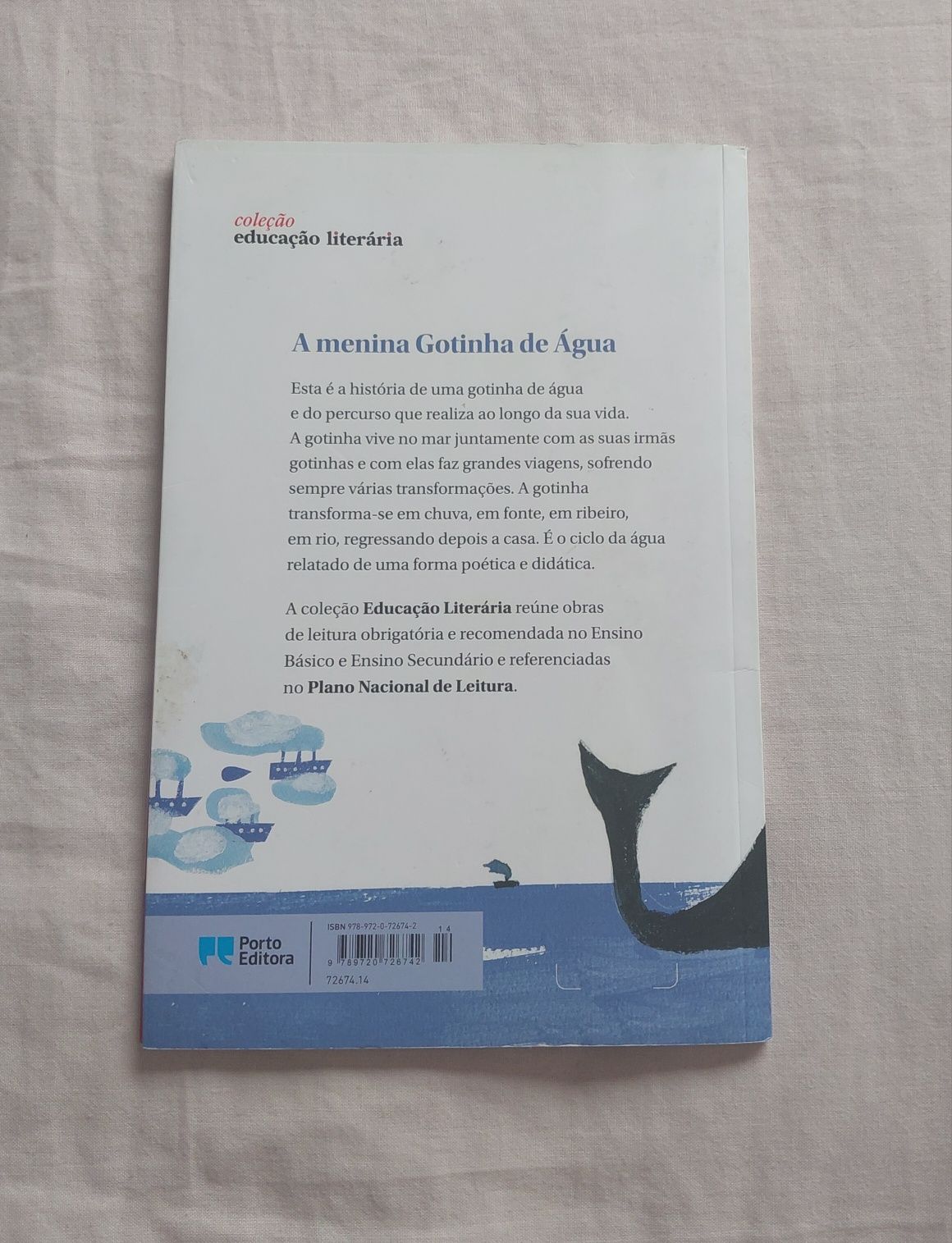 A menina gotinha de água