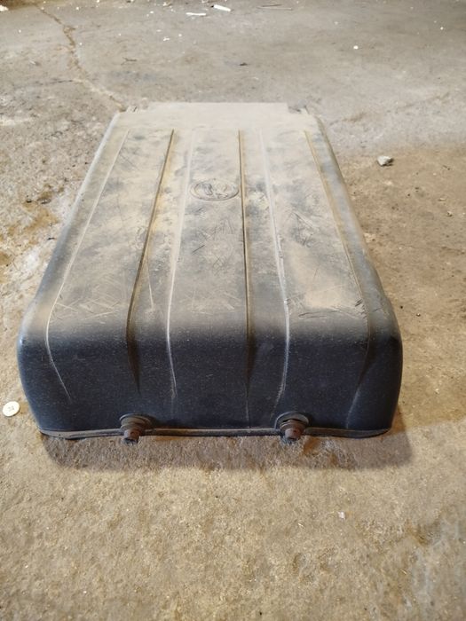 Кришка АКБ man tgx