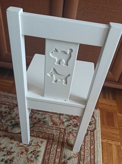 Sprzedam 2 krzesełka dziecięce Ikea