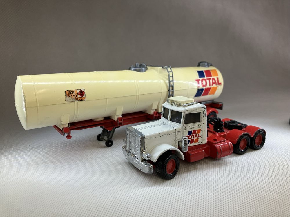 Matchbox Super Kings Peterbilt K 103 Tanker 1978