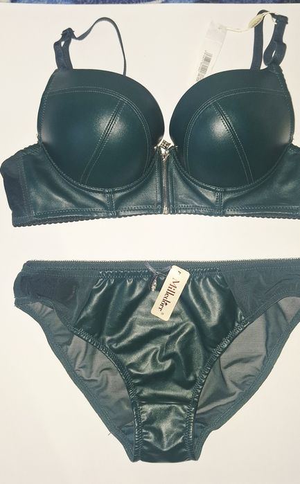 Комплект білизни