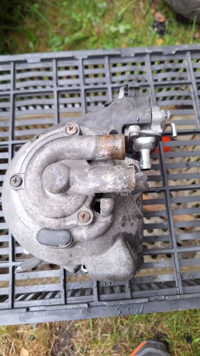 Piaggio 125 Xevo mp3  Pompa wody 3 wyjścia