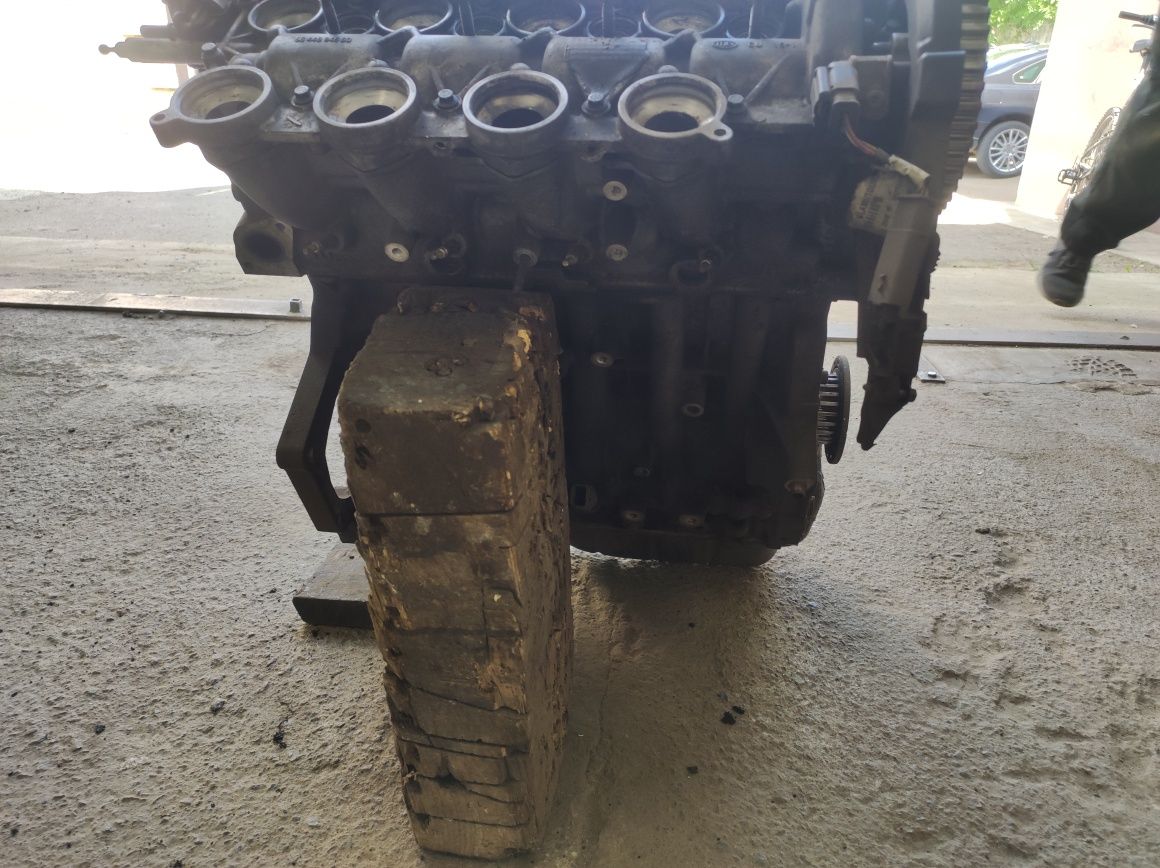 Двигун DV6 9hx/9hy 1.6 hdi Citroen Peugeot Ford Mazda Volvo