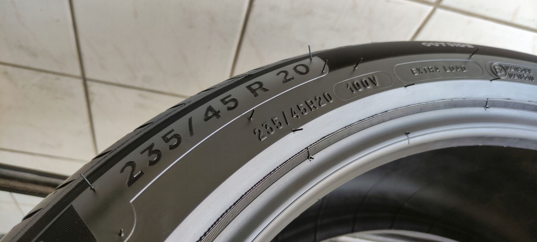 4x 235/45r20 Michelin Primacy 4 S1/100v 2024r A/A/69dB 3 lata gwar.