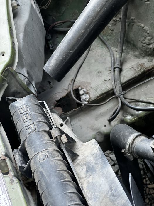 Машина Mercedes w123