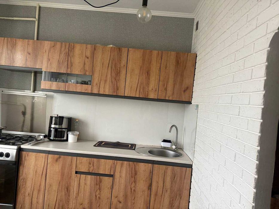 Продам 3-х кімнатну квартиру