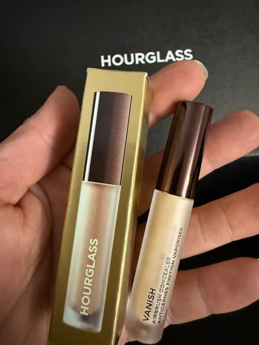 Консилер тоналка hourglass vanish airbrush Аурглас тревел міні