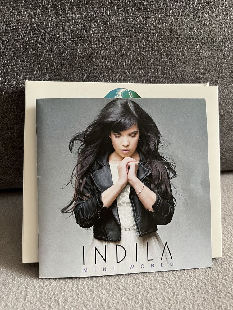 Indila Mini World DVD + CD Limited Edition