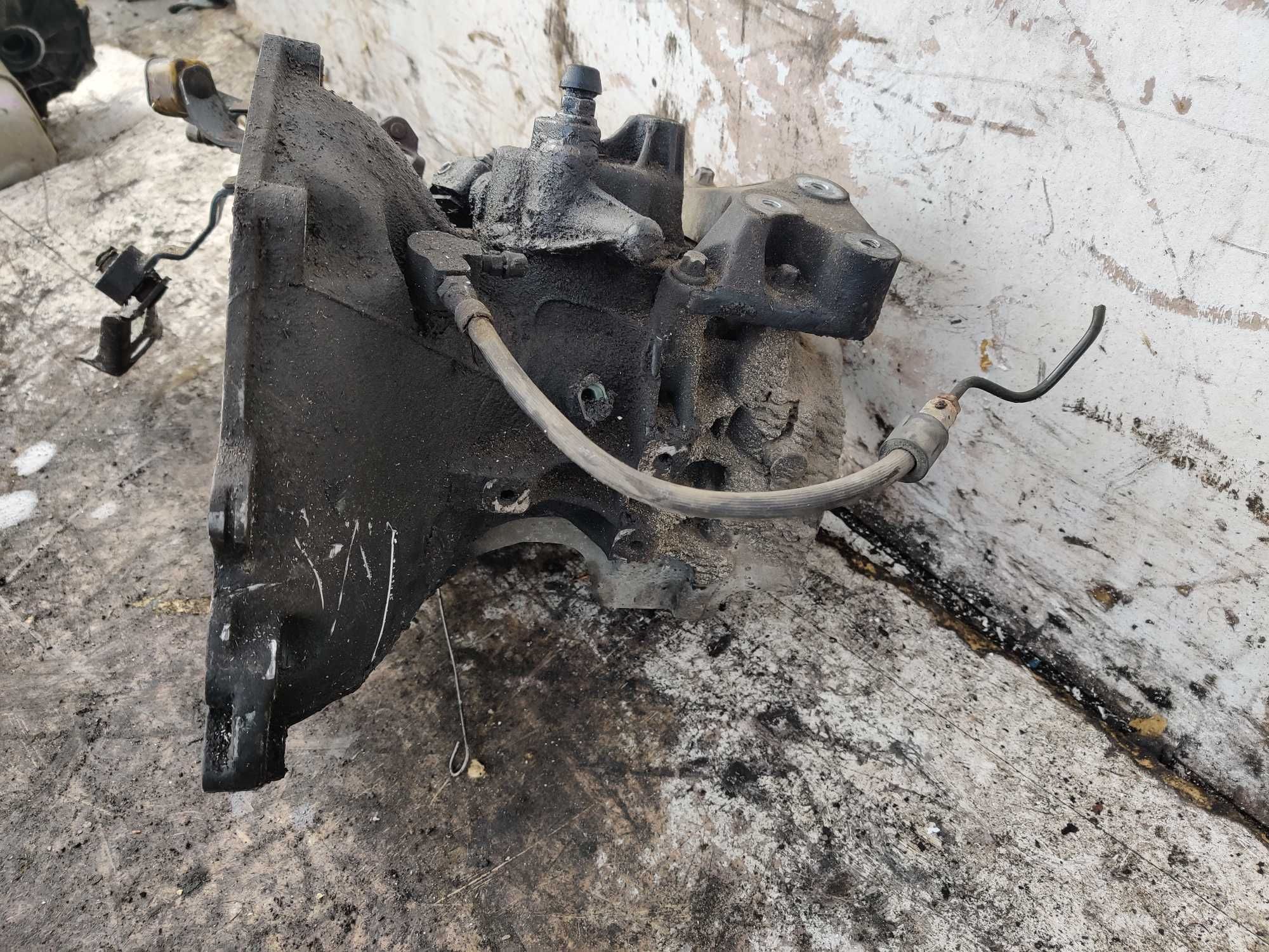 Opel Astra G II 2 1.6 16V Skrzynia Biegów F17C374