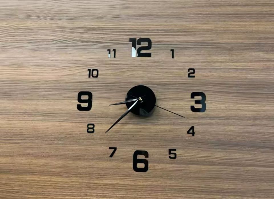 Годинник настінний 3D 40*40 см арабські цифри