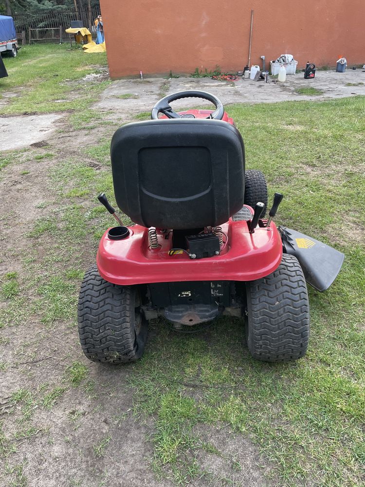 Traktorek koszacy MTD LG200H 17kM 2 cylindry