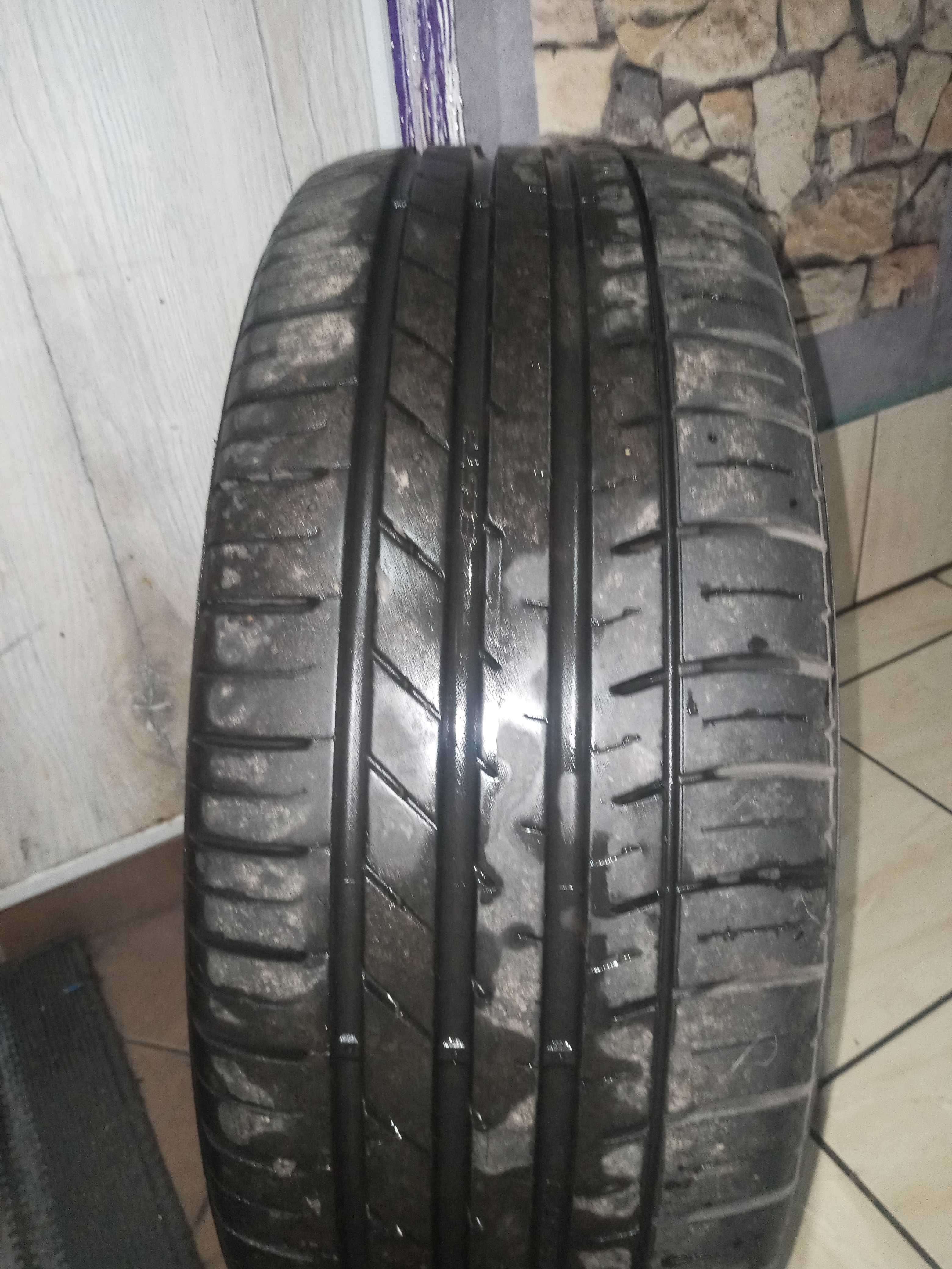 Felgi aluminiowe VW Golf 5   Komplet z oponami.