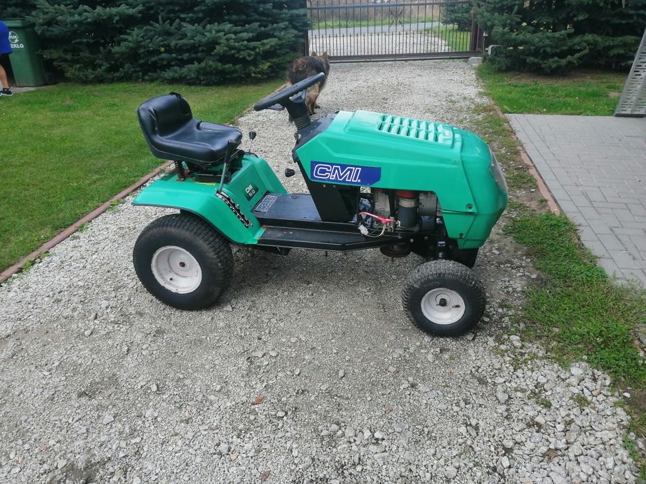 Kosiarka traktorek MTD