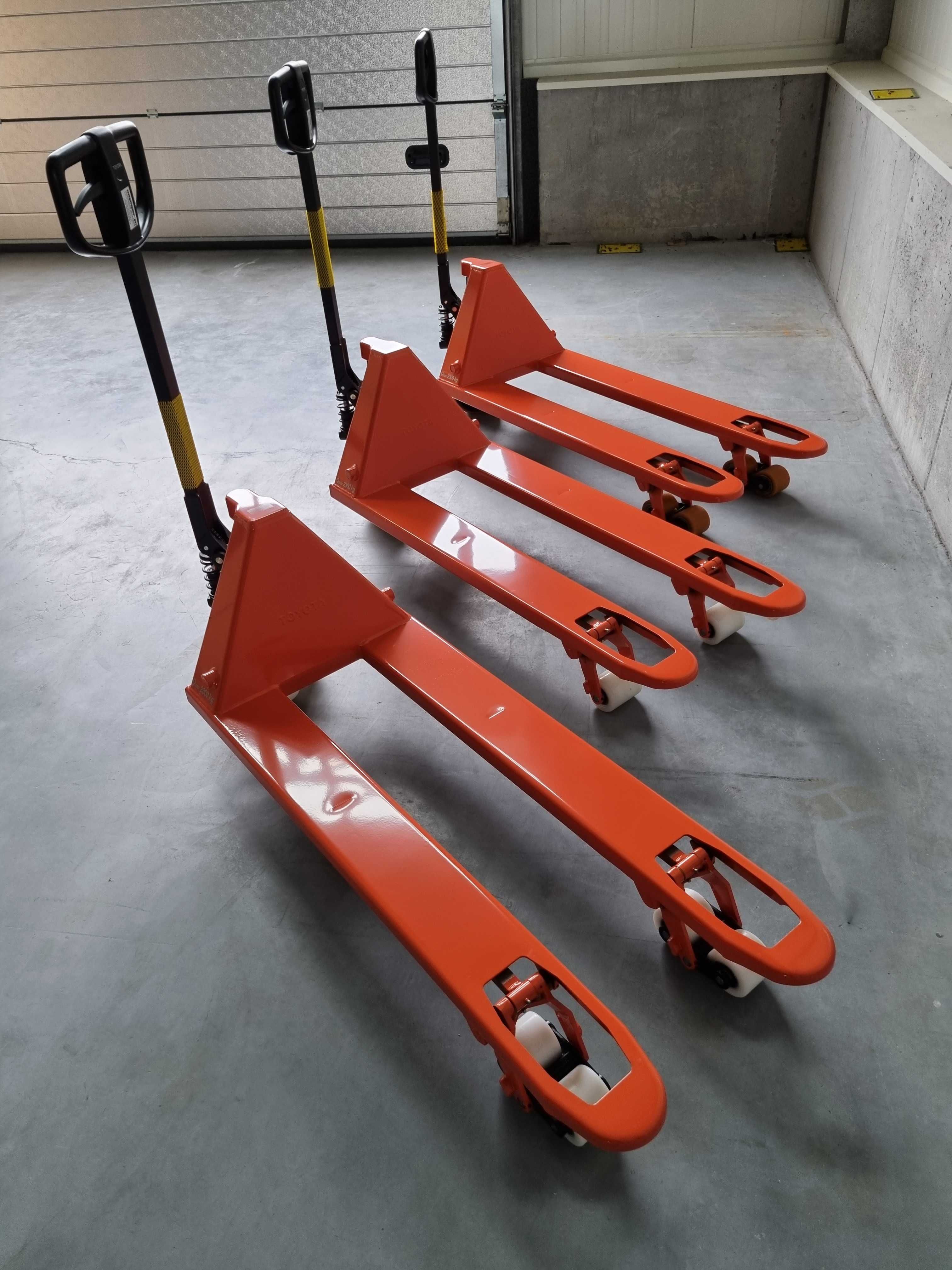 Wózek paletowy widłowy BT Toyota LHM230 N1 singiel nylon 115cm