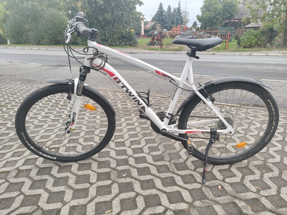 Rower BTWIN Rockrider 340 

Rozmiar ramy S

Koła 26’’

Rower sprawny t