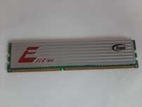 Оперативная память 2G  DDR3