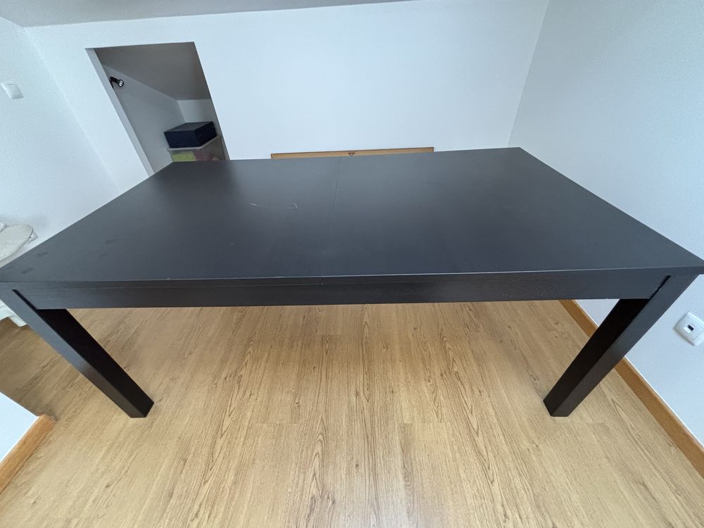 Mesa preta extensivel IKEA