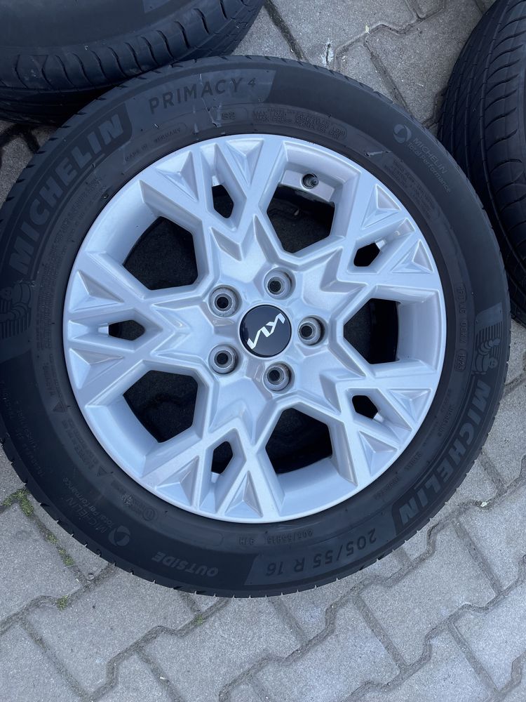 Kola felgi kia ceed xceed 16 cali 5x114,3 opony 205/55/16 michelin 23r