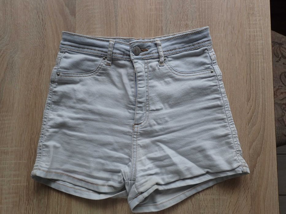 spodenki jeansowe firmy CROPP ROZ. 34, XS