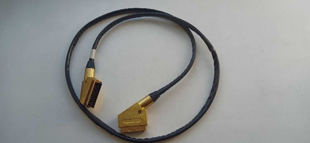 Кабели HDMI, S-video, SCART, антенные и переходник