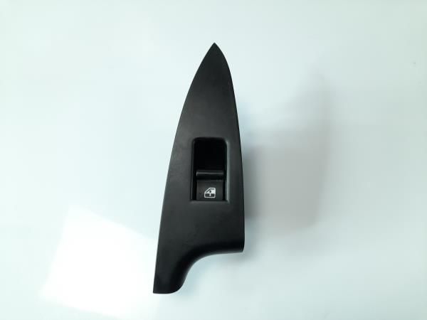 Comando / botão / interruptor vidros trás direito ALFA ROMEO Giulietta