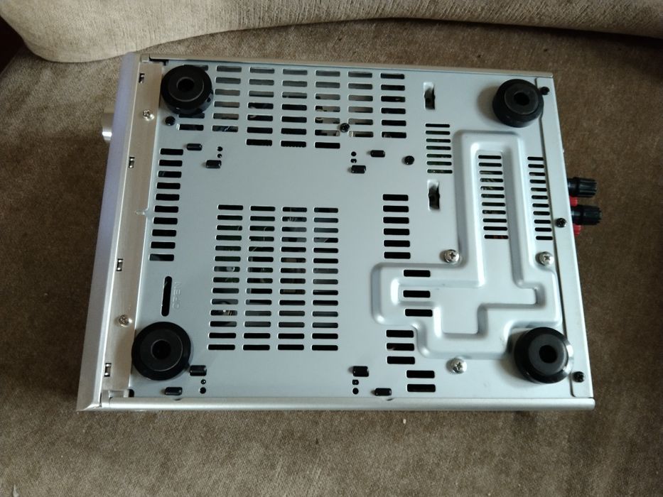 Ampituner CD DENON RCD-M39 Super stan