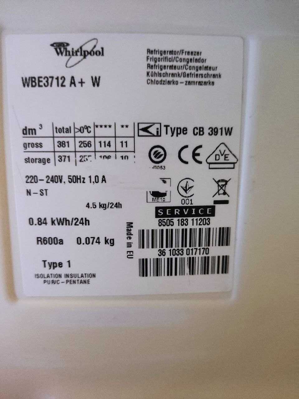 Холодильник Whirpool WBE3712A+W Вживаний