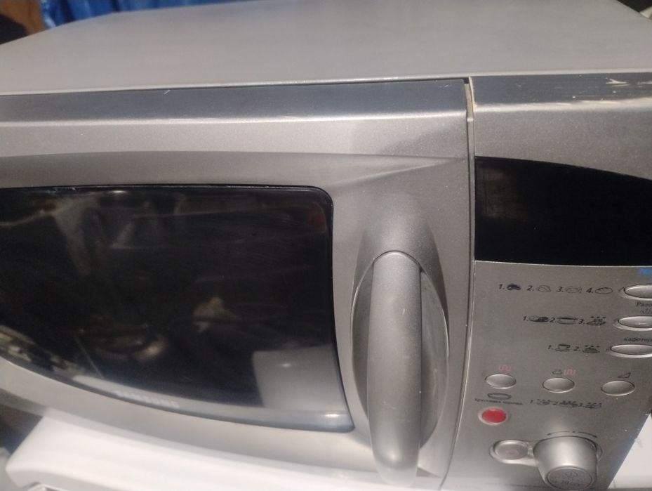 Продам мікрохвильову піч