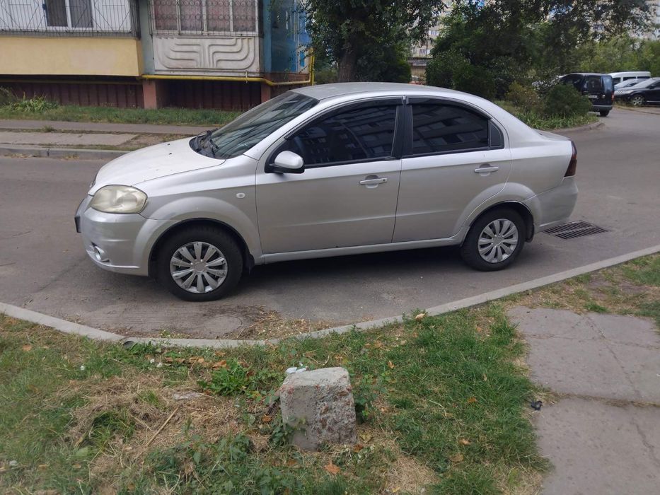 Продам Авео т 250 1.6 газ бензин або обмін на універсал