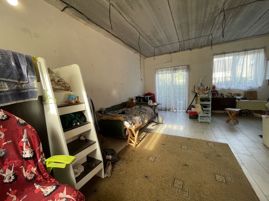 Таунхаус у Бучі з крутим наповнення! Поряд школа і садок!