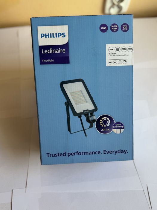 Philips led z czujnikiem ruchu zmierzchu 50watt moc