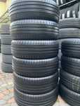 Opony Goodyear EfficientGrip Performance+ Seal Tech (DEMO)  215/50/19