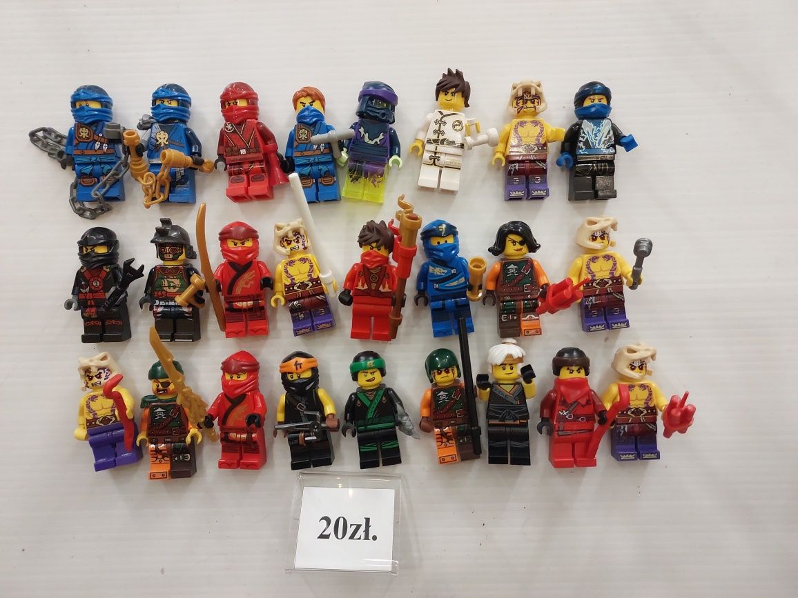 Lego figurki z serii Ninjago.