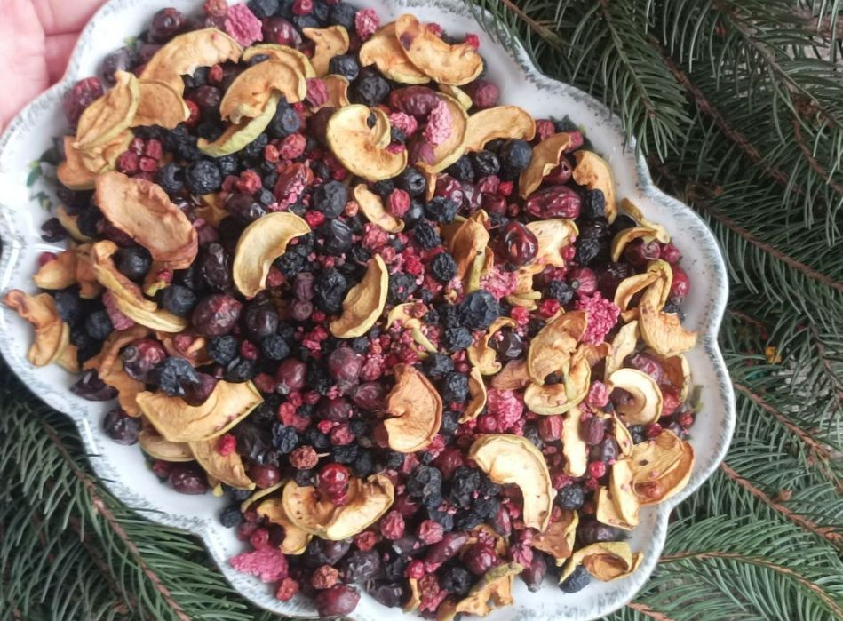 Продам карпатський плодово - ягідний чай