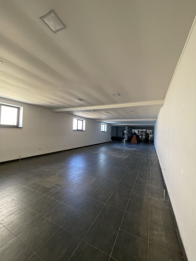 Комерційне приміщення 202.7 м²