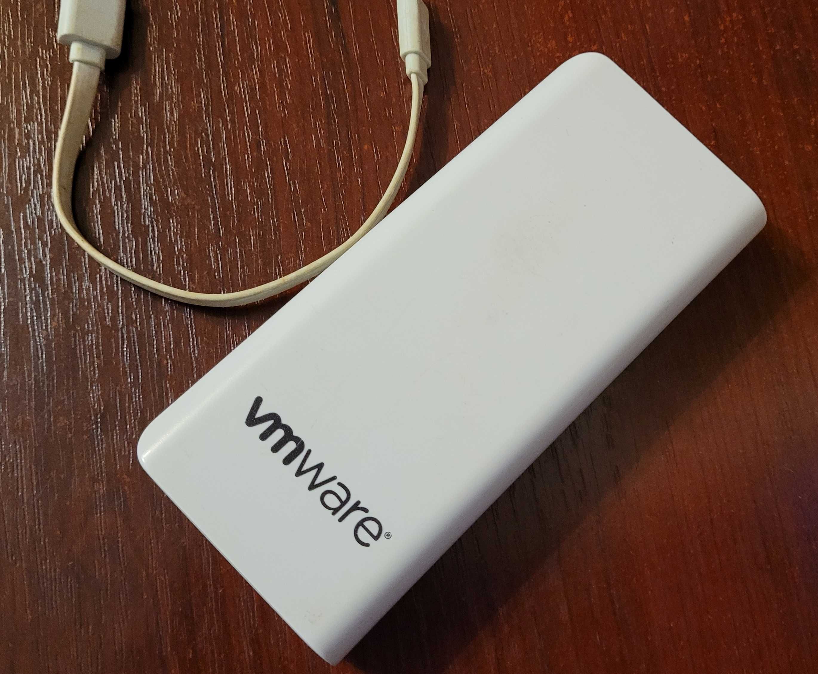 Портативний зарядний пристрій Power Bank VMWARE 10000mAh, White