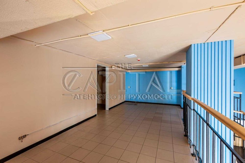 Фасадне приміщеня 195м2  в ЖК Новопечерські Липки