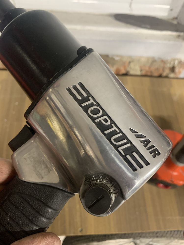 Пневмогайковерт 1/2" 542N/m TOPTUL