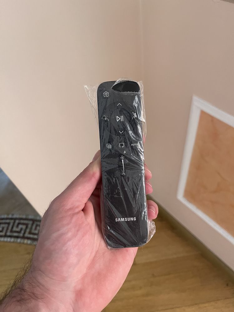 Пылесос Samsung VR 5000 Wifi