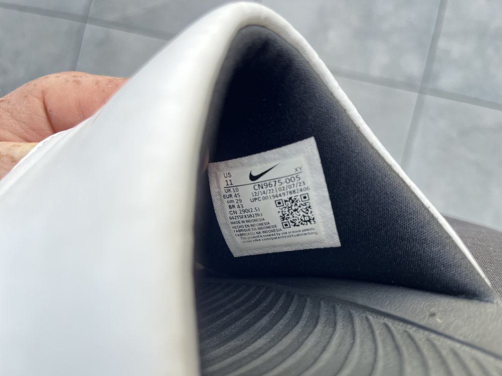 Klapki Nike r. 45