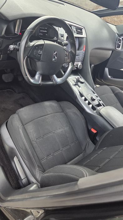 Cintroen DS 4 hybrid