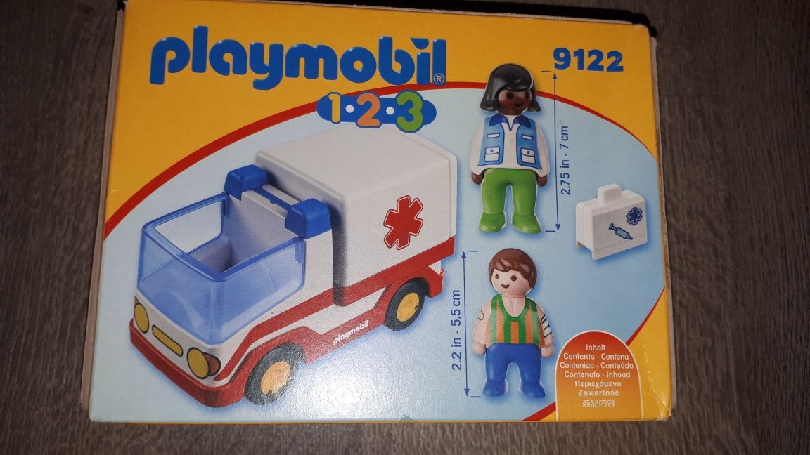 Новый набор конструктор playmobil  скорая помощь