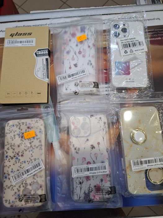 Sprzedam etui na iPhone -różne modele